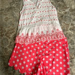 Crown & Ivy 22W scalloped hem shorts with flower print and matching top in 2X